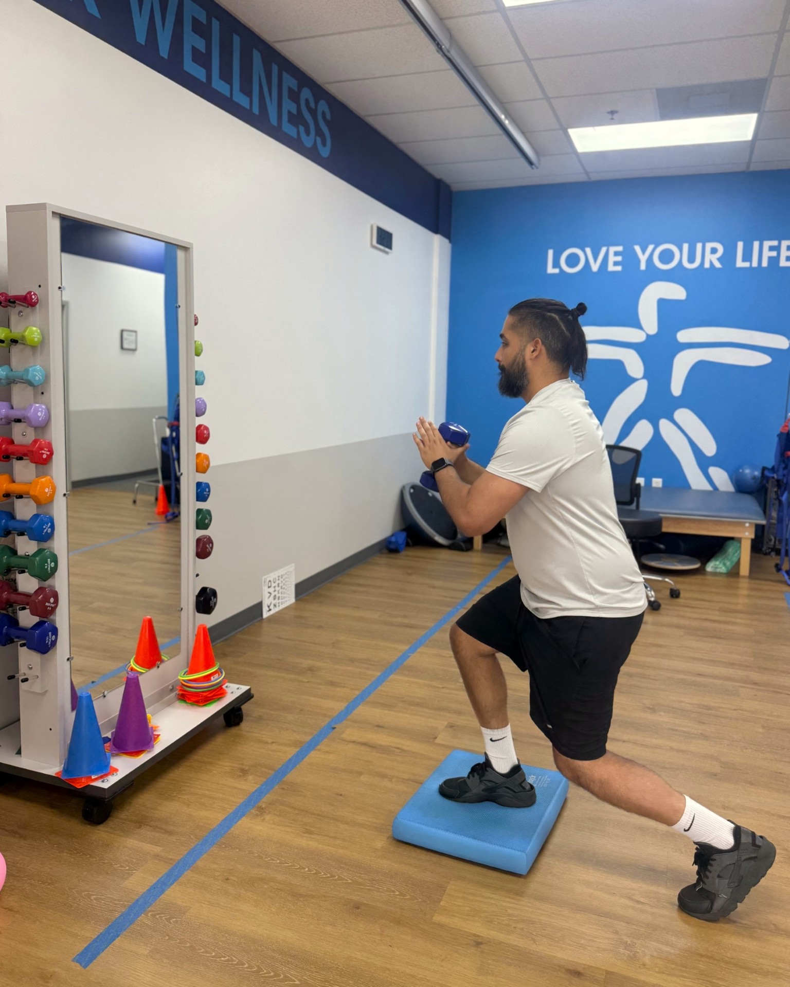 Post-surgical knee rehabilitation at FYZICAL Orlando